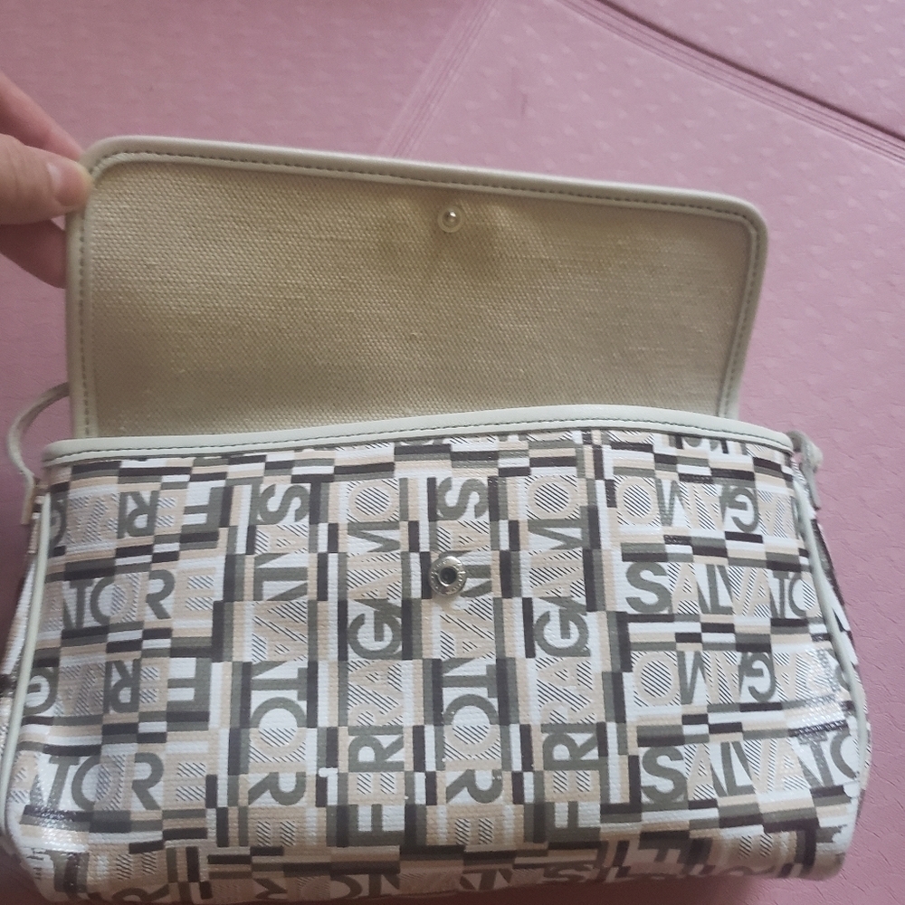 Salvatore Ferragamo Gancini Monogram Logo Shoulder Bag Purse with COA Y2K - Picture 3 of 14